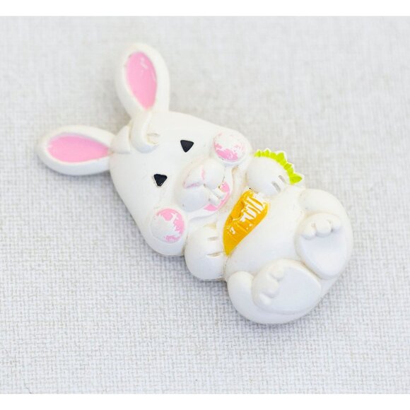 Vintage Cute Bunny Balm Brooch by Avon, A14 - Picture 1 of 3